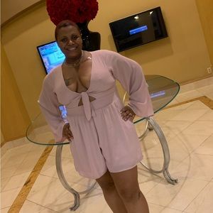 Dusty Rose Long-Sleeved Romper 🌸🌸